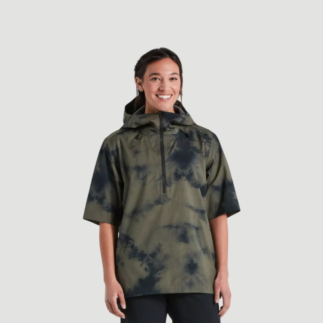 64422-870_APP_ALTERED-TRAIL-RAIN-ANORAK-SS-OAKGRN-M_HERO