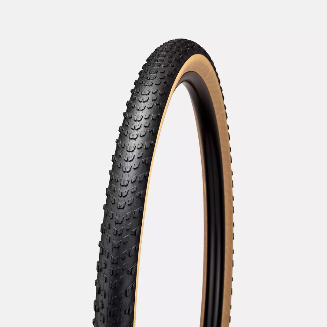 00025-199_TIRE_TERRA-TLR-TAN-TRAIL-GRAVEL-700X50C_HERO-PDP