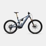 95224-00_LEVO-SW-CARBON-G4-GCLMET-REDPRL-BLKPRL_HERO-PDP-DARK