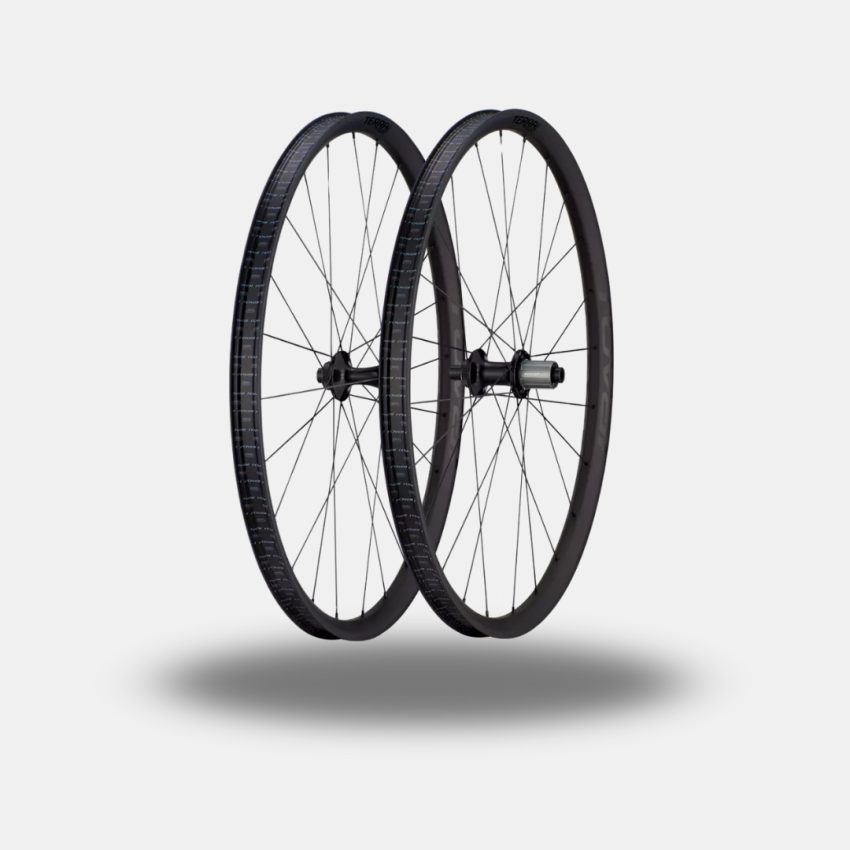 30020-471_WHL_TERRA-CLX-EVO-SATIN-CARBON-GLOSS-BLK-700C_HERO